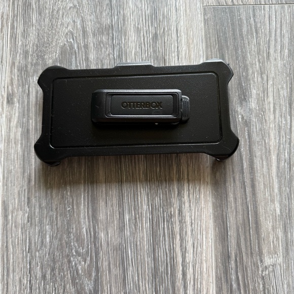 OtterBox Black Clip Holster - Picture 1 of 2